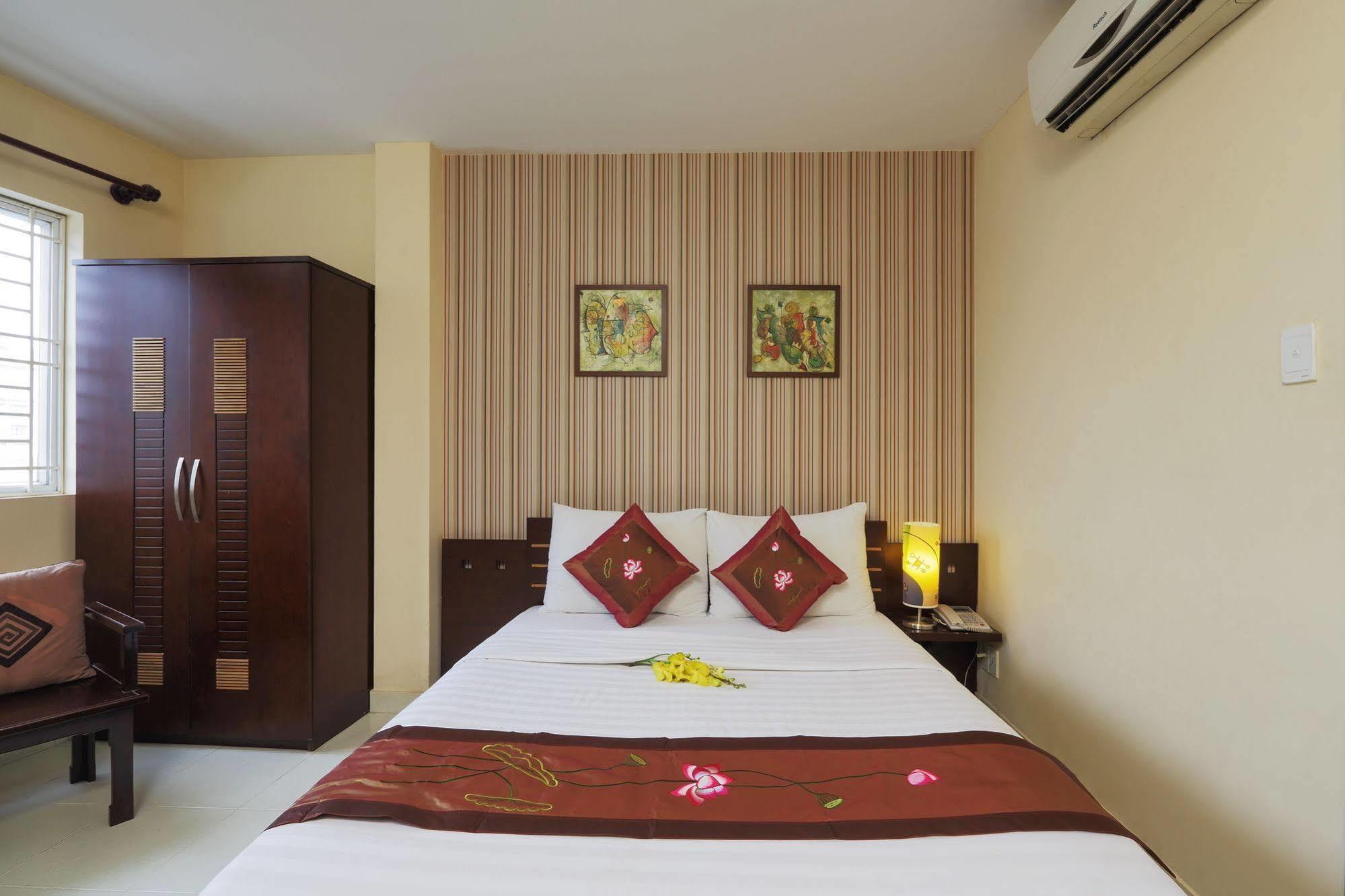 Sen Sai Gon - Ben Thanh Market Hotel