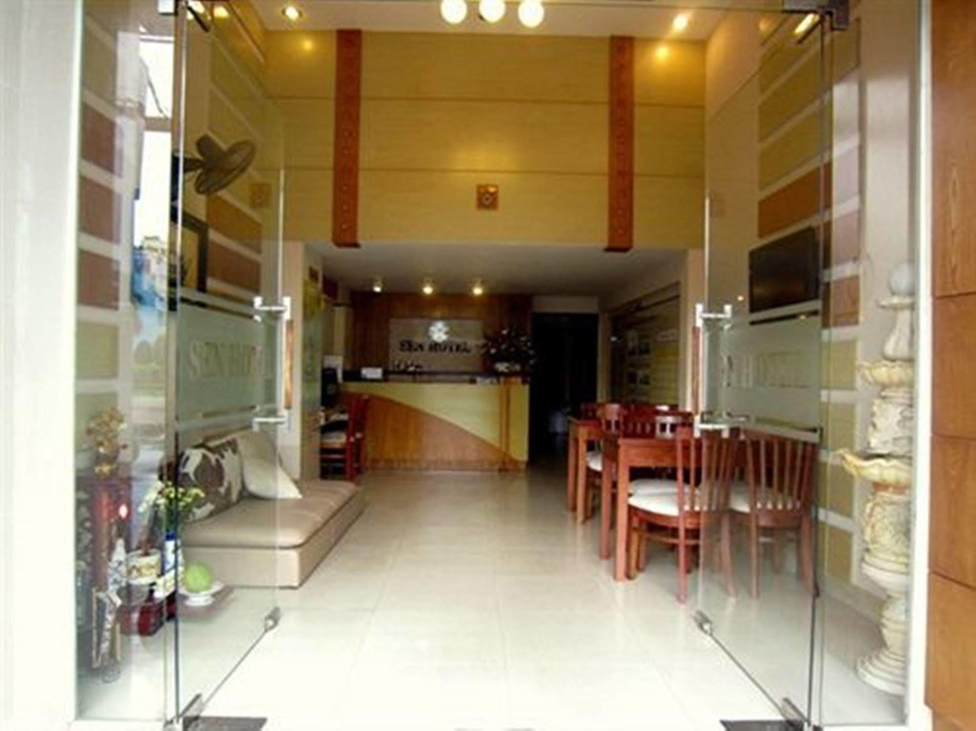 Hotel Sen Sai Gon - Ben Thanh Market 2*
